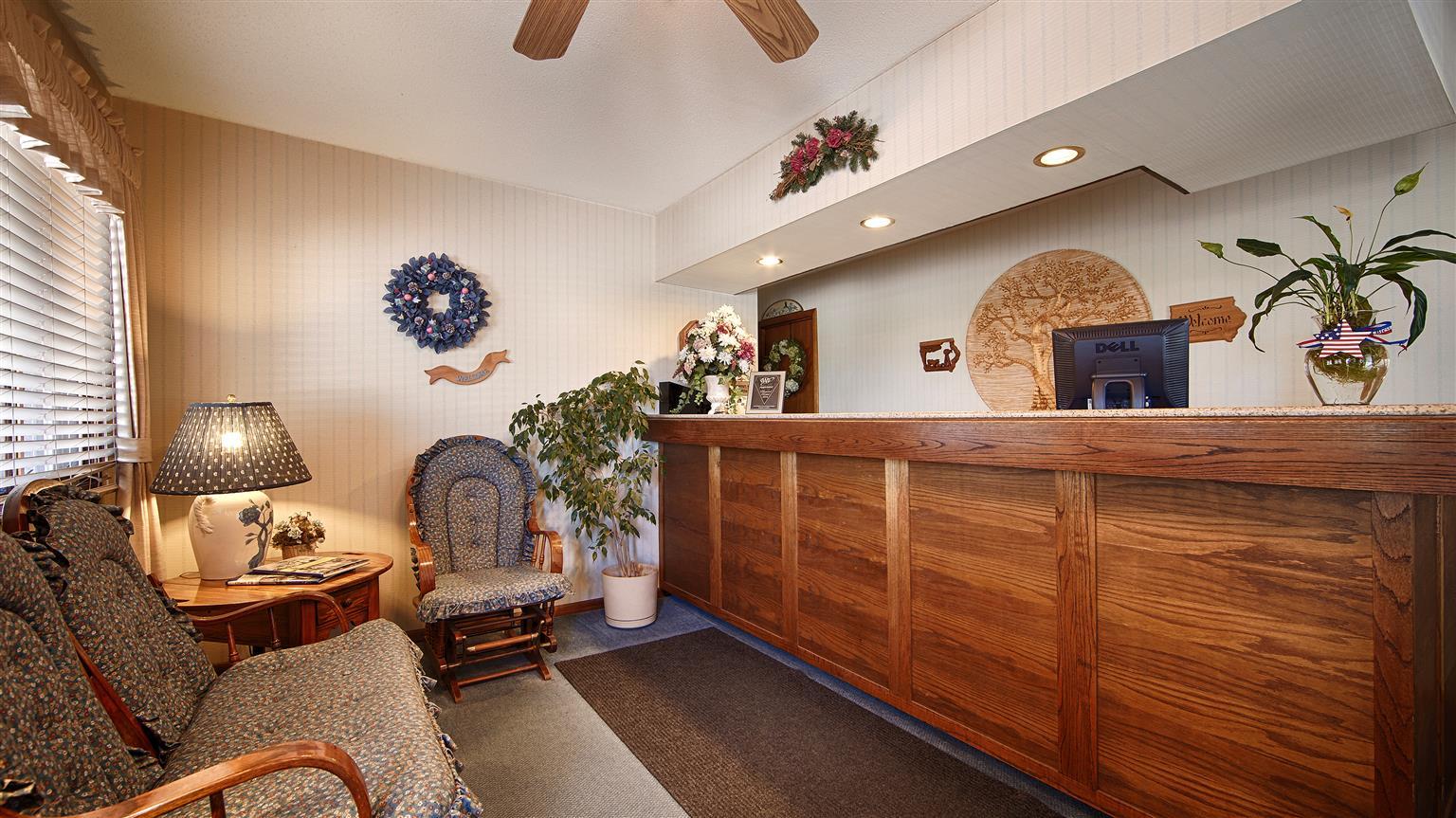 ซูเปอร์ 8 บาย วินด์แฮม วิลเลียมส์ Hotel Williams ภายนอก รูปภาพ