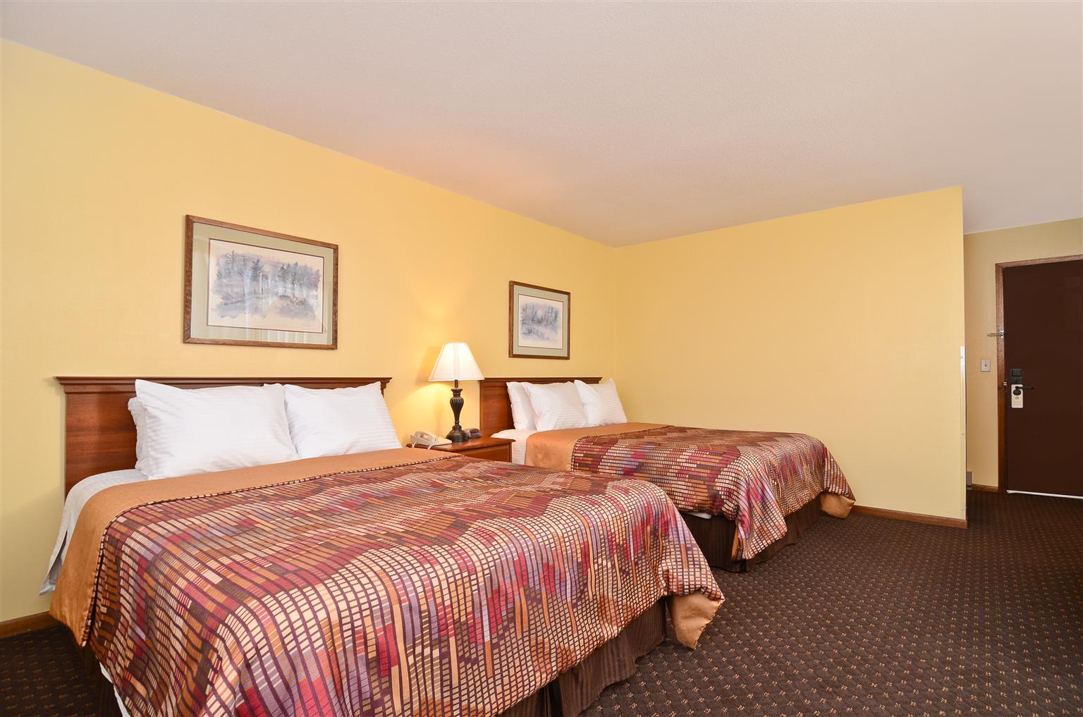 ซูเปอร์ 8 บาย วินด์แฮม วิลเลียมส์ Hotel Williams ภายนอก รูปภาพ