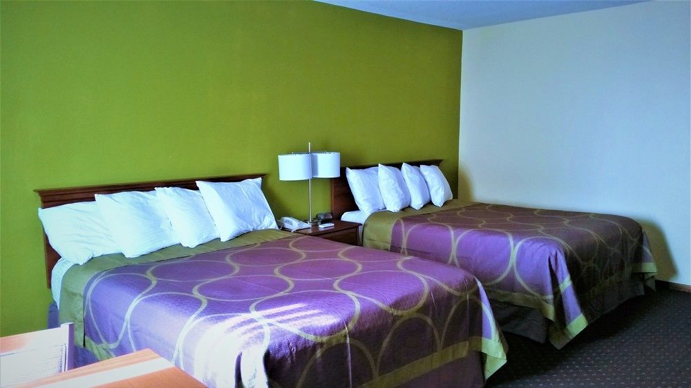 ซูเปอร์ 8 บาย วินด์แฮม วิลเลียมส์ Hotel Williams ภายนอก รูปภาพ